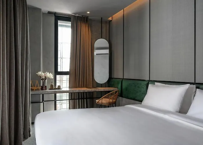 Hotel Goose Living Bts Phra Khanong