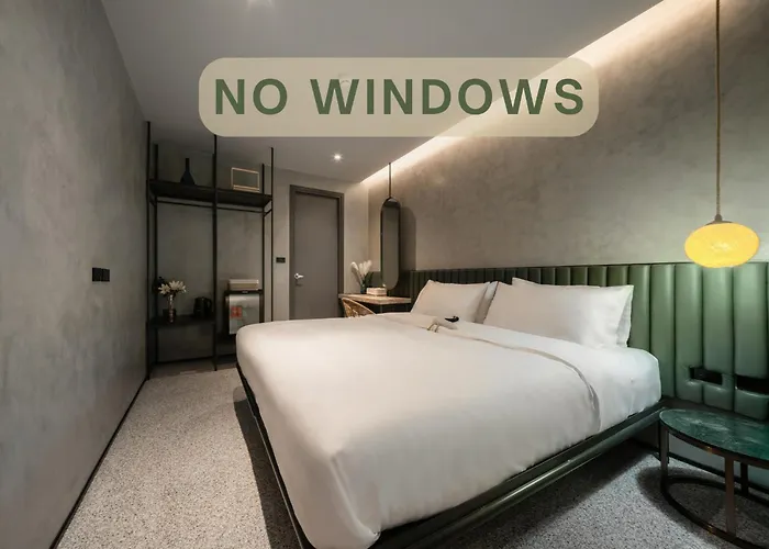 Hotel Goose Living Bts Phra Khanong Bangkok