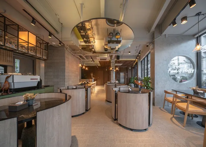 Hotel Goose Living Bts Phra Khanong 3*