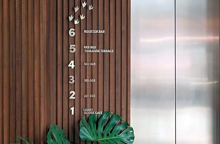 Goose Living Bts Phra Khanong 3* Bangkok