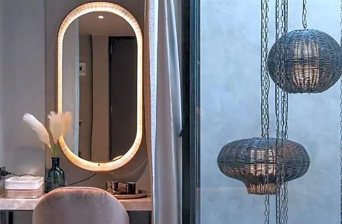 Goose Living Bts Phra Khanong Hotel 3*