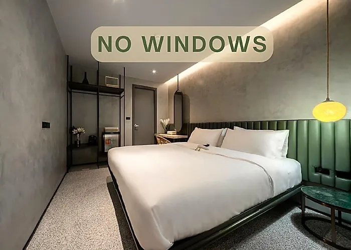 Goose Living Bts Phra Khanong 3* Bangkok