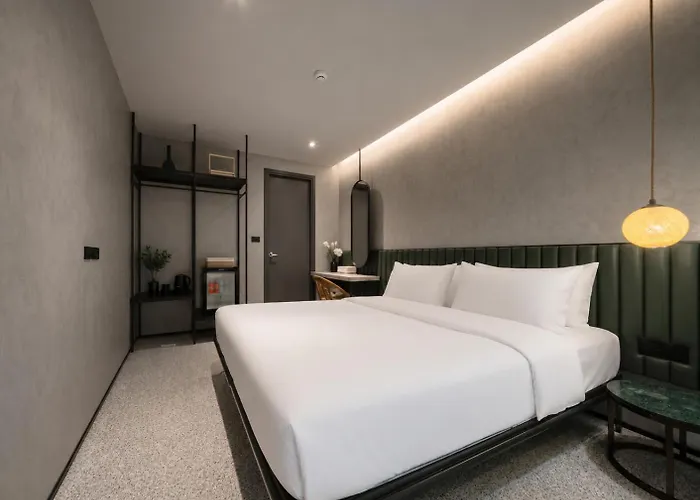 Hotel Goose Living Bts Phra Khanong