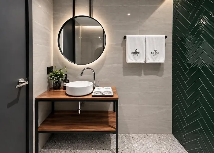 Hotel Goose Living Bts Phra Khanong